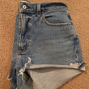 A&F— High Rise 4” Mom Denim Shorts
